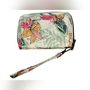 Lug Rodeo Compact RFID Wallet in Lily Sand